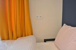 Гостевой дом Nest Rooms Тбилиси Двухместный номер с 1 кроватью и собственной ванной комнатой-3